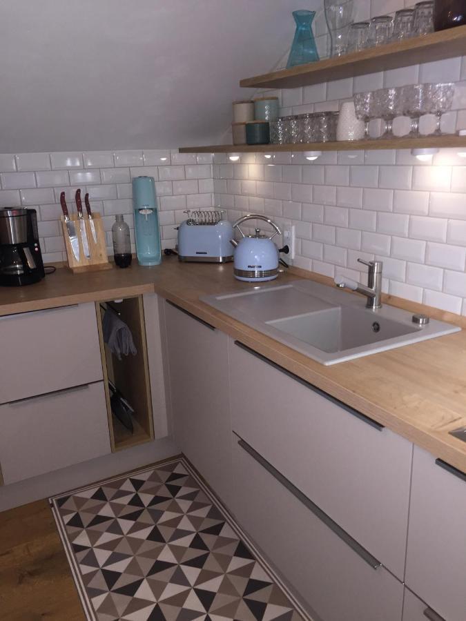 Gemuetliche Ferienwohnung Mit Pool Bei Jena Kahla  Exterior photo